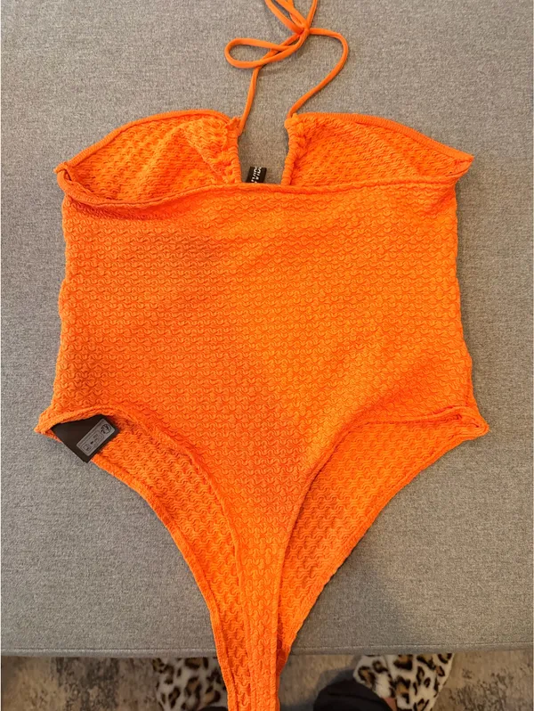 H&M Orange Halter Bodysuit - Image 4