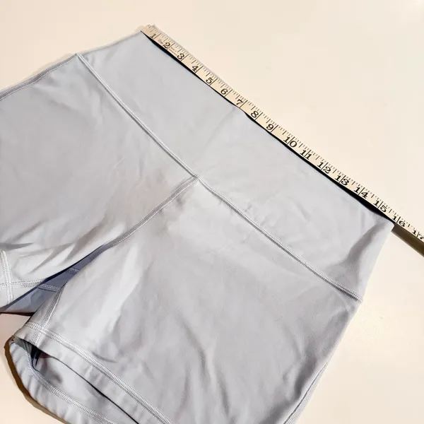 Lululemon Align 4" light blue workout shorts size 14 - Image 6