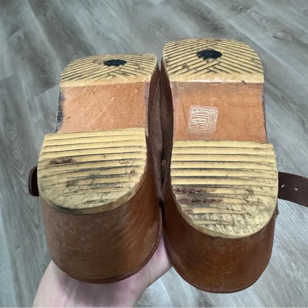 Anthropologie Suede Clog Shoes 36 Tan Brown Fall Autumn - Image 7