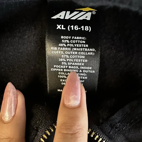 avia Women’s Black Quarter Zip extra large pockets drawstring collared gym - Image 2