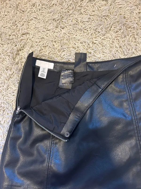 H&M Black Leather Skirt - Image 2