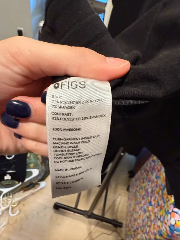 FIGS Scrubs Set - Image 3