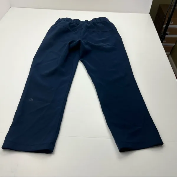 Lululemon On The Fly Crop Pants Womens‎ Size 2 Navy Blue 23" Inseam Athleisure - Image 14