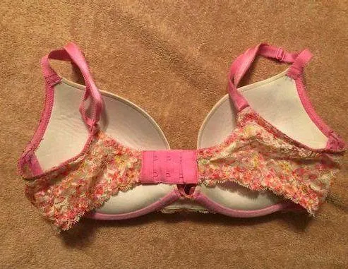 Victoria’s Secret Push-Up Bra - Image 2