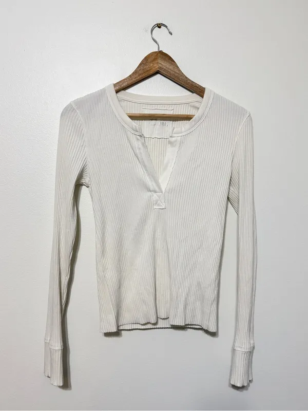 Aerie Fireside Long Sleeve Henley T-Shirt Small White Ribbed Top - Image 2