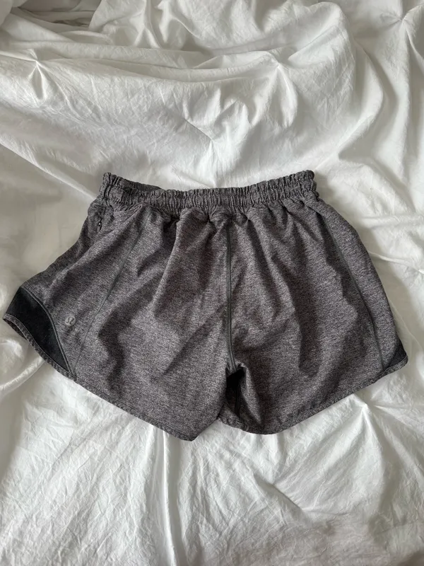Lululemon Hotty Hot Low-Rise 4" Shorts Gray - Image 2