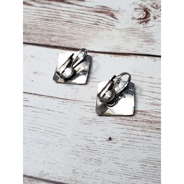 Vintage Clip On Earrings - Silver Tone Diamond Shape with Design - Image 5