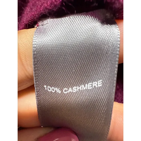 Marled 100% Cashmere Sweater Women M Cold Shoulder Twist Pullover Purple‎ V-Neck - Image 4