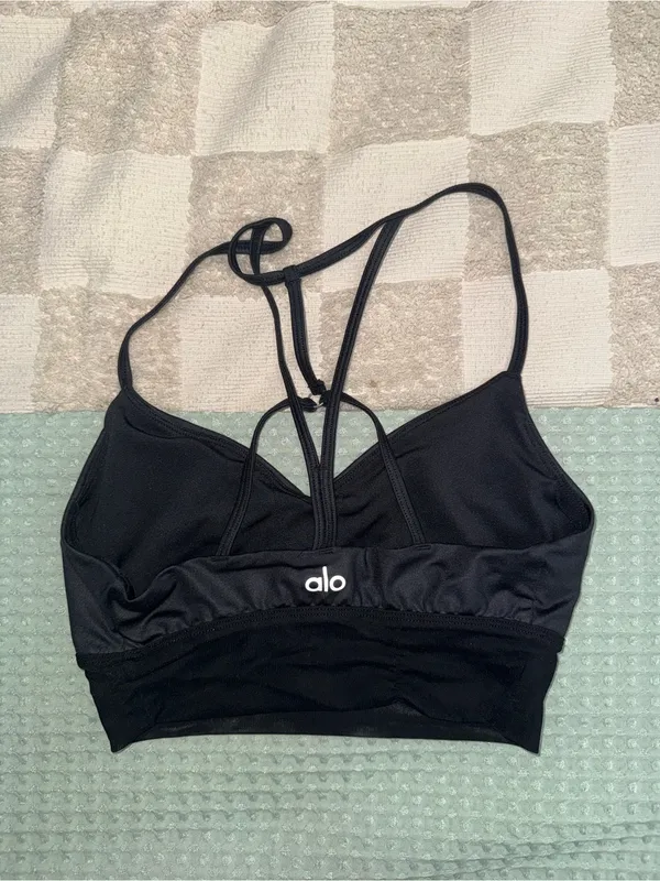 Alo‎ Yoga Lavish sports bra XS - Image 3
