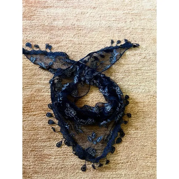 Veil by Tradition Lot of 2 Lace Triangle Scarves Blue Brown Silver Floral Mantil - Image 3