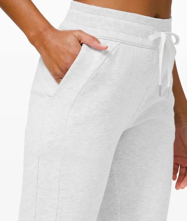 Lululemon Scuba High-Rise Jogger *Fleece 28" Heathered Core Ultra Light Grey 8 - Image 5