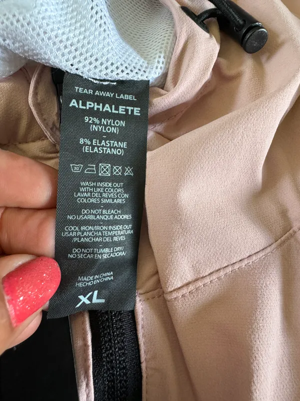 Alphalete Women’s EXP Tech Windbreaker- Himalayan Pink, Size XL - Image 8