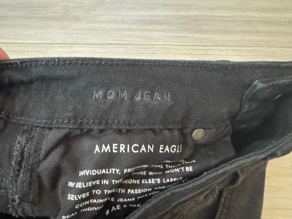 American Eagle Jeans - Image 7