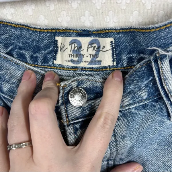 Free People We The Free‎ Loving Good Vibrations Shorts - Image 4