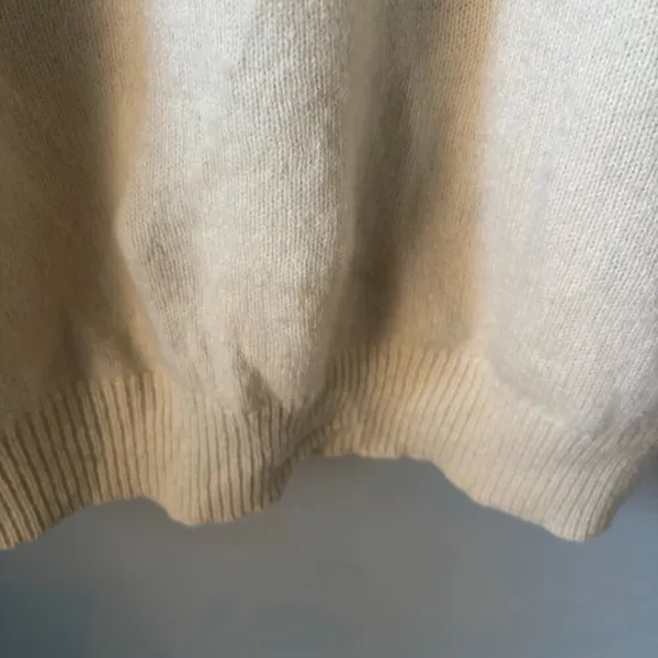 Womens Uniqlo 100% wool cream ivory turtleneck long sleeve sweater Small - Image 8