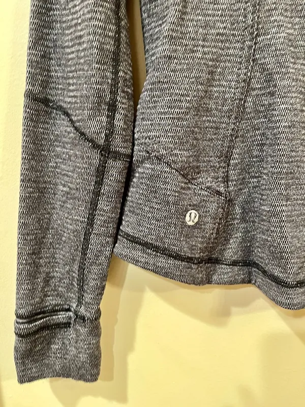 lululemon athletica Define Jacket in Heathered Gray - Size 2/4 - Image 11