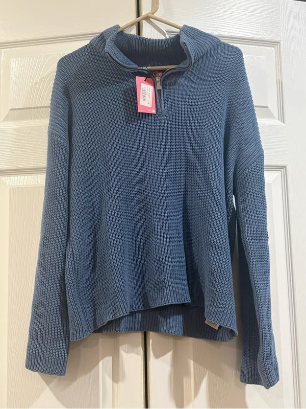 Amour High Neck Oversized Zip Sweater in size Medium - Image 2