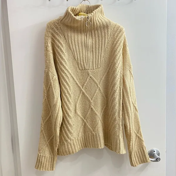 Jax Knit Sweater in Beige SNDYS - Image 3