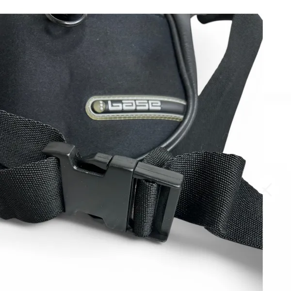 BASE Hiking Pack Black Waist Belt Fanny Pack Zip Enclosure Key Loop Slash Pocket - Image 4