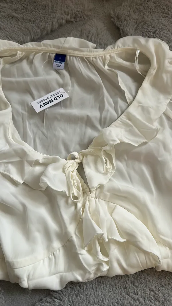 Old Navy blouse - Image 2