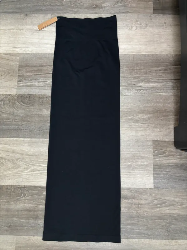 SKIMS Seamless Long Tube Skirt - Image 5