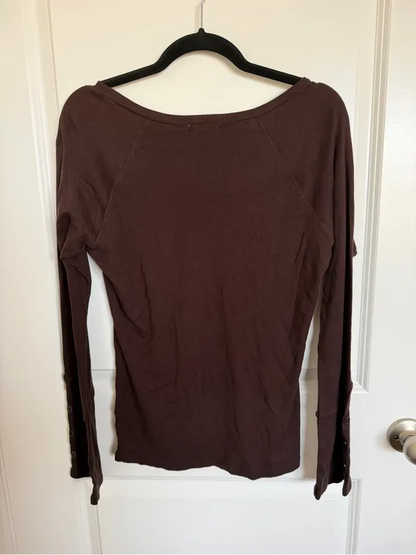 Barefoot Dreams Longsleeve Top Large - Image 4