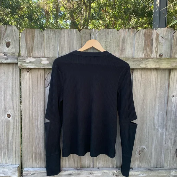Black Swan Cut Out Sweater - Image 4
