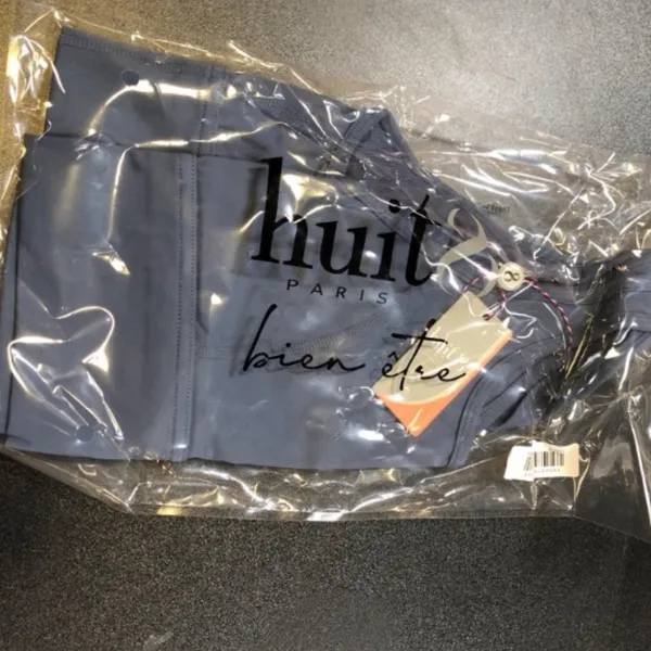 NWT Huit‎ Denim Blue Sports Bra Sz Small - Image 2