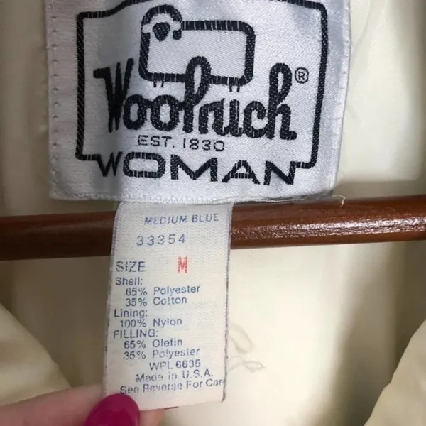 Woolrich vintage women's blue winter puffy jacket with pockets heavy medium - Image 11