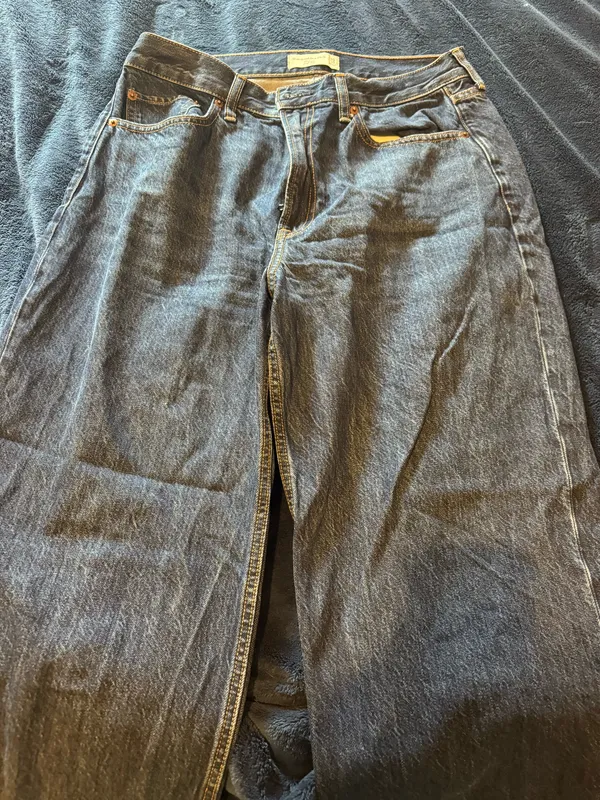Abercrombie High-Rise Jeans - Image 3