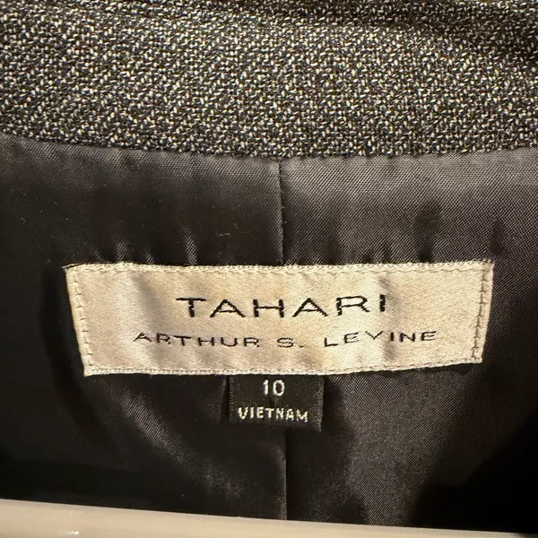 Tahari Arthur S. Levine Women’s Blazer Gray Size 10 - Image 3