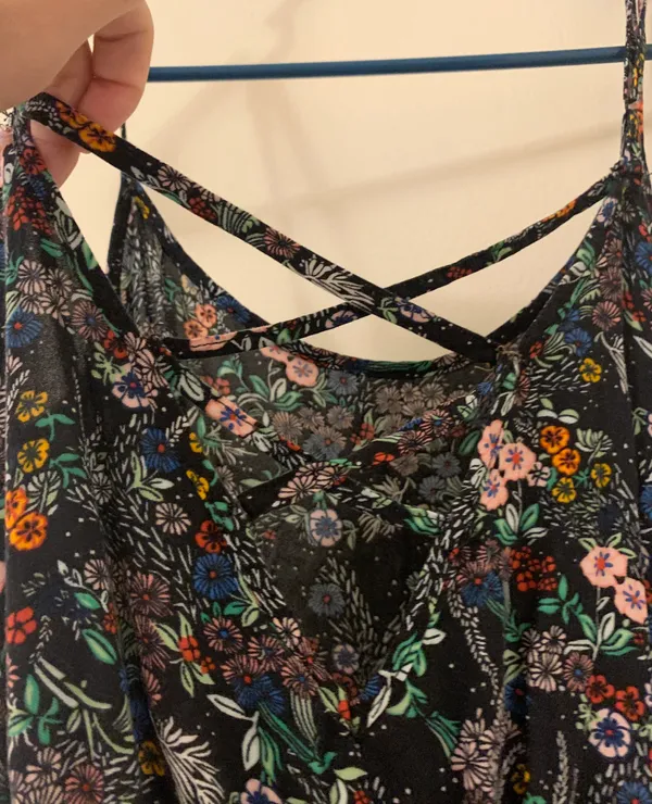 Floral Romper HAS POCKETS - Image 3