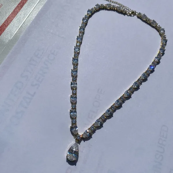 ⚜️💎 New Pavoi 18” 14K Yellow Gold Plated Clear Sparkling Cubic Zirconia Crystal Pendant Tennis Necklace 💎⚜️ - Image 4