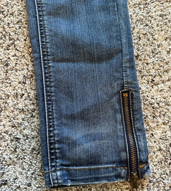 Straight ankle crop jeans Size 2 - Image 5