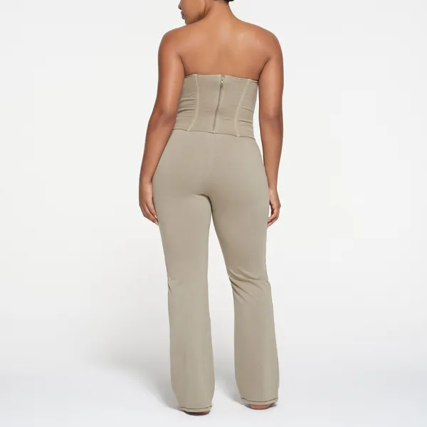 Skims Outdoor Corset & High Waist Flare Legging Set Taupe Size Small Medium New - Image 9