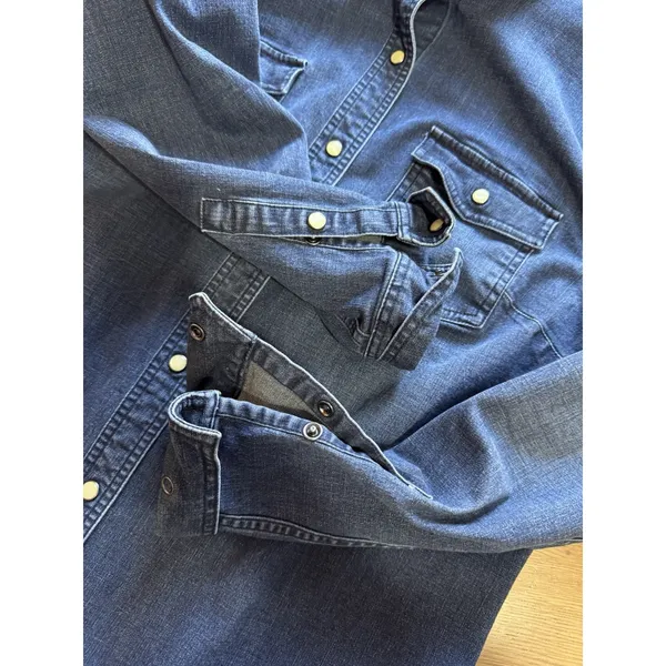 Duluth‎ Trading Women Size Large Blue Denim Pearl Snap Western Country Cowgirl - Image 9