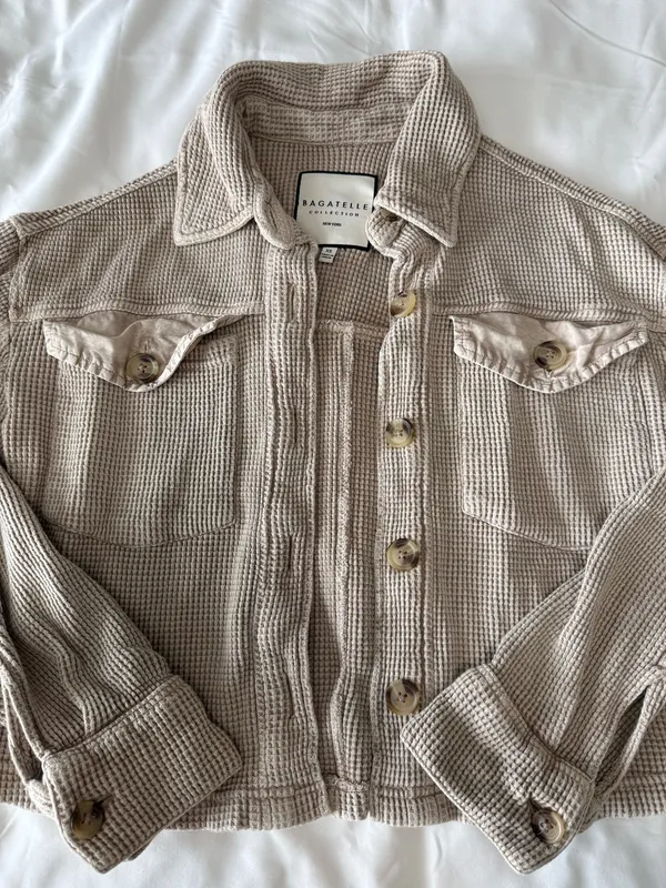 Bagatelle Beige Waffle Knit Cropped Shacket - Image 2
