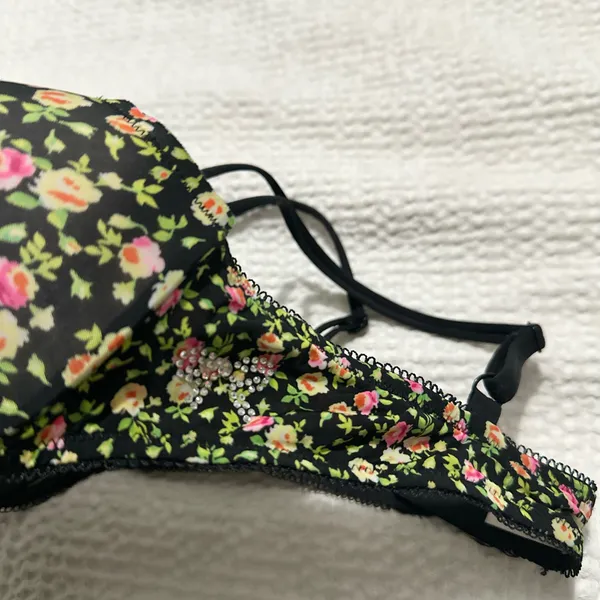 Victoria's Secret 34A padded Demi - Image 2