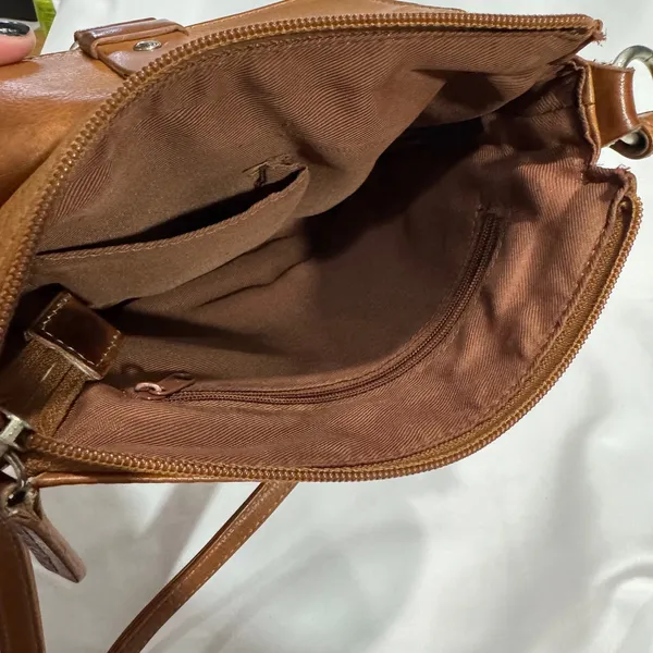 Fossil Genuine Leather Tan Crossbody Bag Ring Detail Front Pocket Womens - Image 6