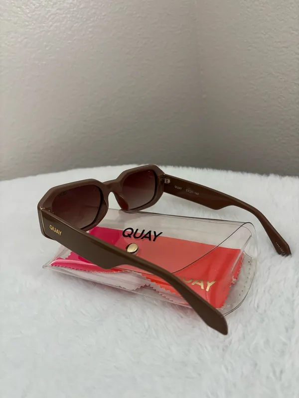 QUAY Australia HYPED UP Brown Sunglasses - Image 9