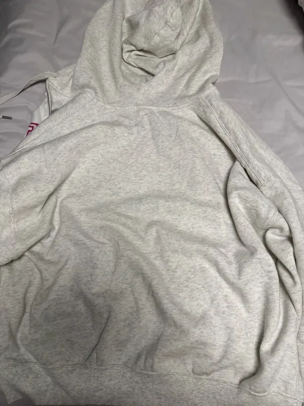 PINK Victoria's Secret Sweatshirt - Image 3