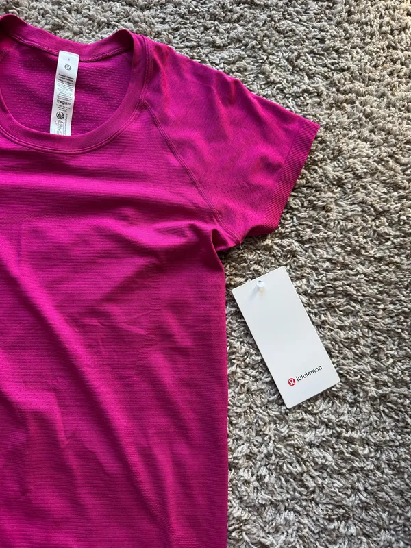 Lululemon Tech Swiftly Short Sleeve - Image 3