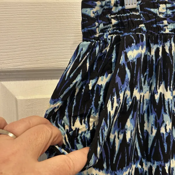French Laundry Womens Large Blue Black Ikat Rayon Drawstring Jogger Pants NWT‎ - Image 2