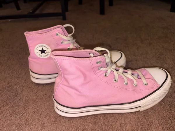 Pink converse  - Image 2