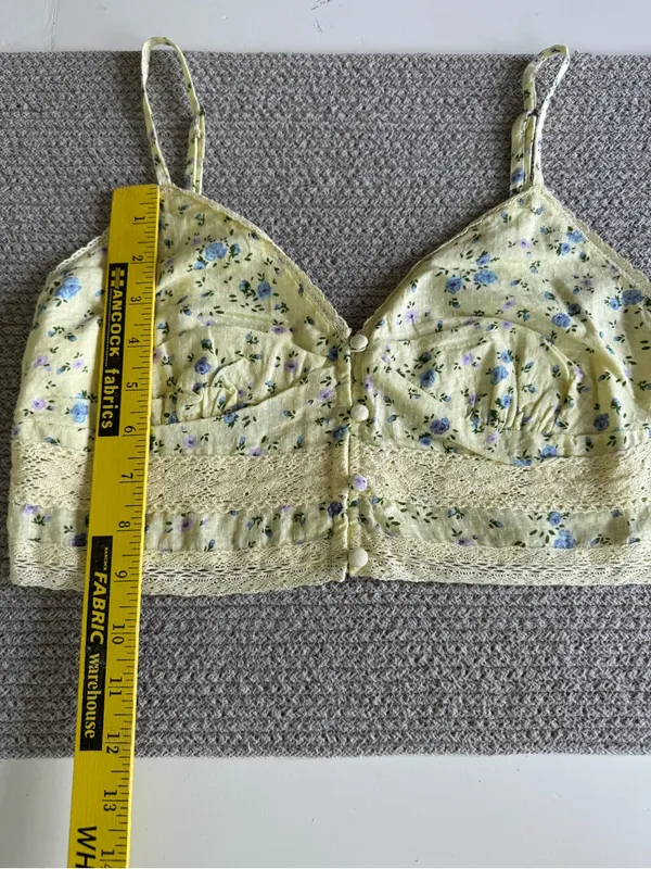 Aeropostale Yellow Blue Floral Smocked Cotton Cropped Cami Tank Top Sz Medium - Image 6