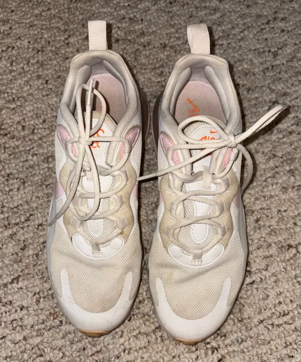 Nike Air Max 270 - Image 2