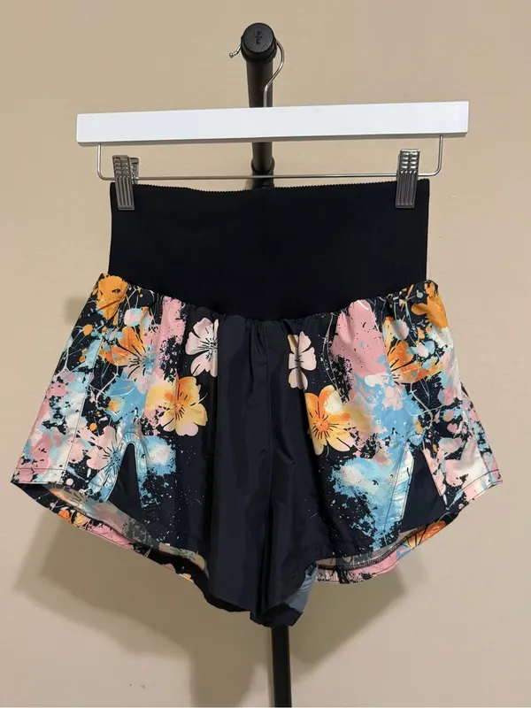 NWOT Free People Movement Carpe Diem Printed Shorts - Image 5