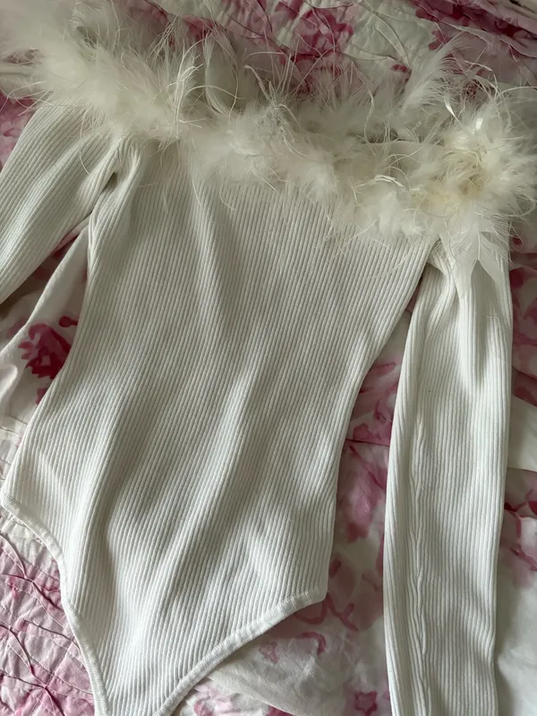 Altar'd State White feather longe sleeve top - Image 2