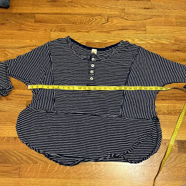 Free People Women’s Medium Striped Blue White Linen Button Oversized Top Shirt - Image 3