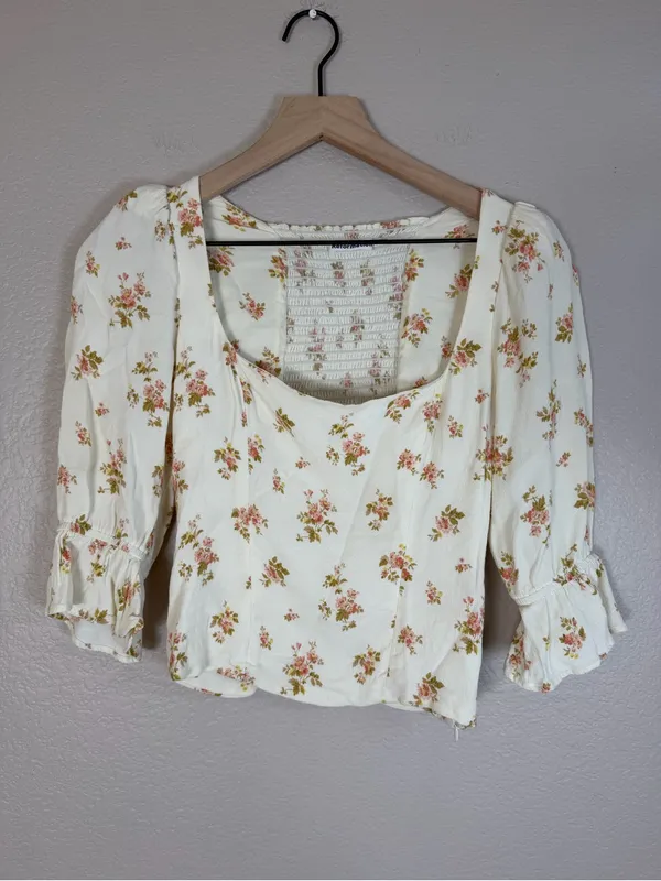 Reformation Ana Ruffled Floral Blouse in Mildred size 6 $148 - Image 7